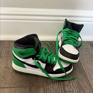 Nike Kids Shoes - Green, Black, and White